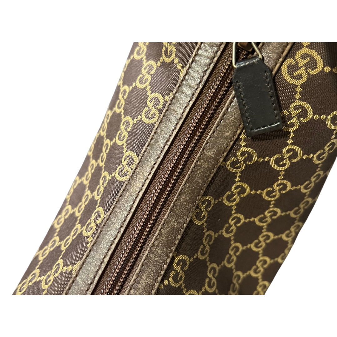 Gucci Shoulder Bag